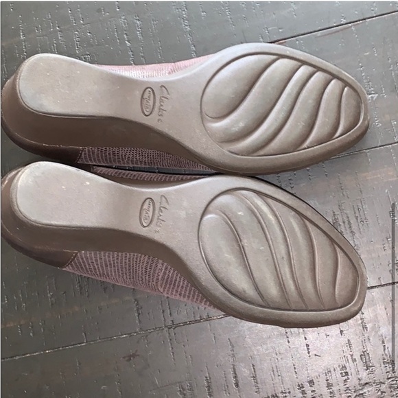 Excellent Preowned Clark’s Wedge loafers Size 10M. - Picture 5 of 8